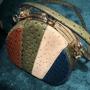 Chic Multicolor Leather Crossbody Bag